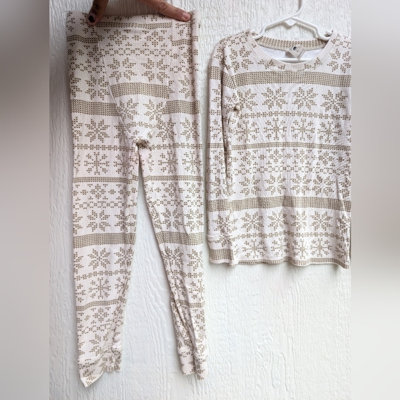 Kate Quinn Organic Cotton Snowflake 2 Piece Pajamas Set Unisex Size 8 - Picture 1 of 3